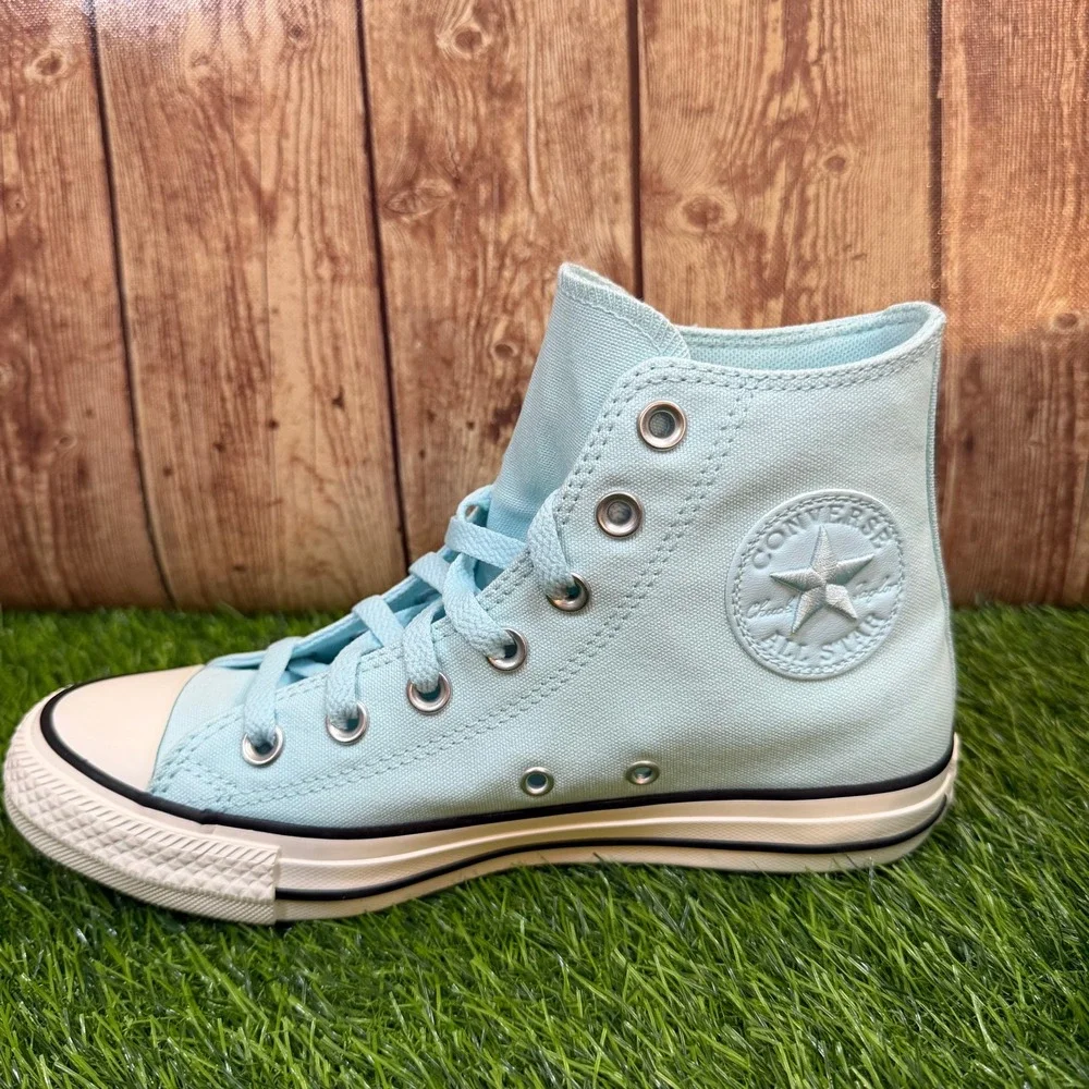 Converse Chuck Taylor All Star Womens Size 7 Blue Floral Embroidered High Top